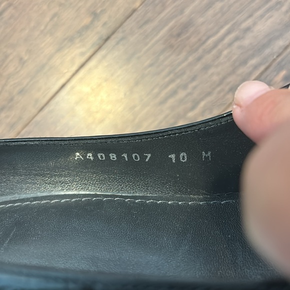 Stuart Weitzman blk patent leather heels. Never worn no box size 10 - Picture 6 of 7